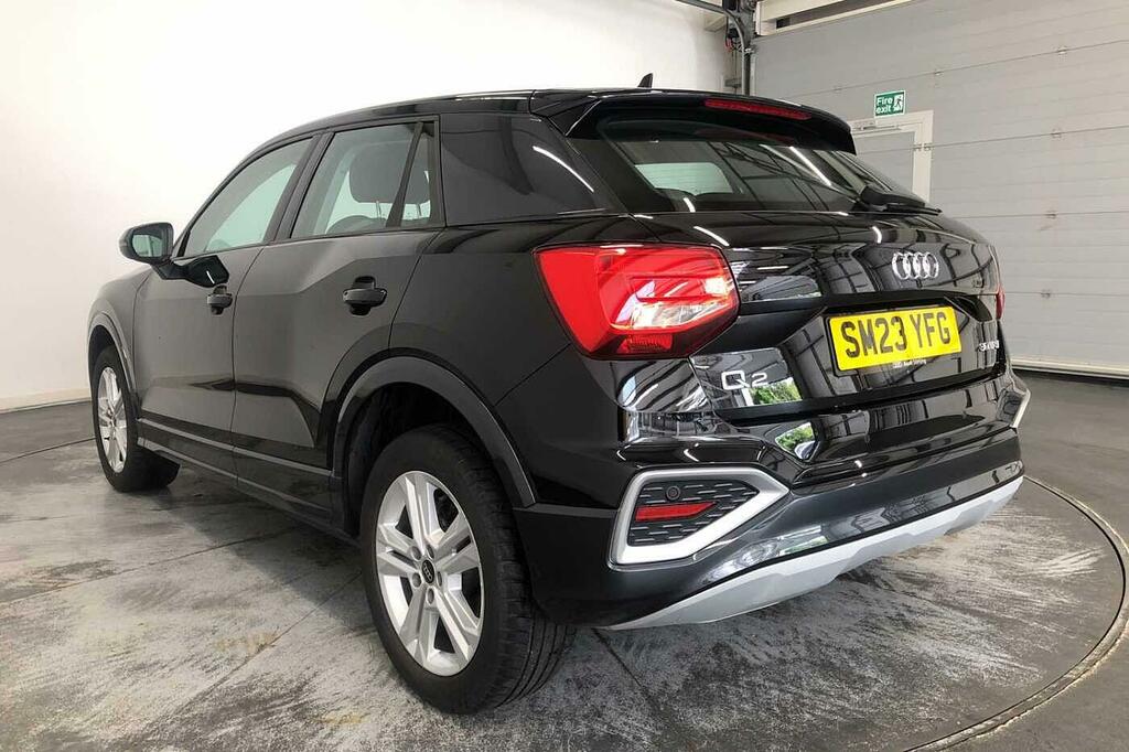 Audi Q2 Sport 30 Tfsi 110 Ps 6-Speed Black #3