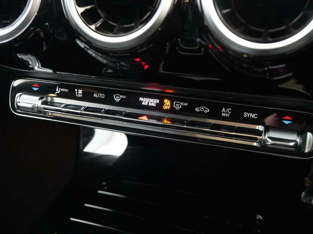 Mercedes-Benz CLA Class Cla 180 Amg Line Tip Grey #21