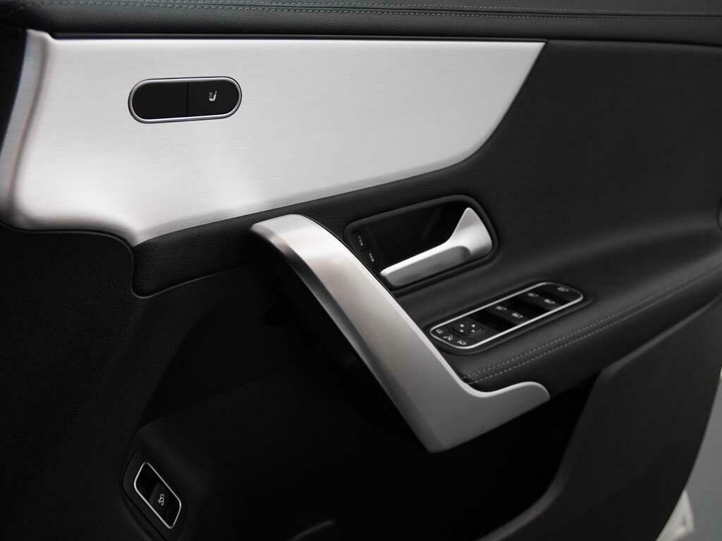 Mercedes-Benz CLA Class Cla 180 Amg Line Tip Grey #28