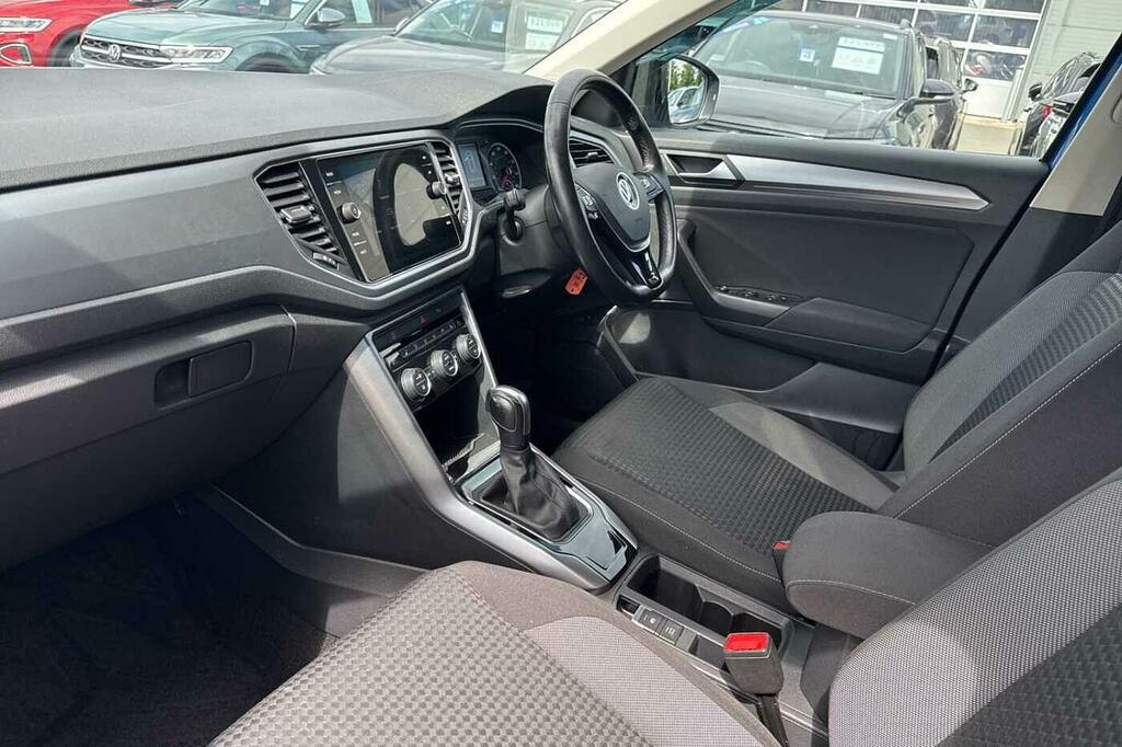Volkswagen T-Roc 1.5 Tsi Evo Active Dsg Blue #2