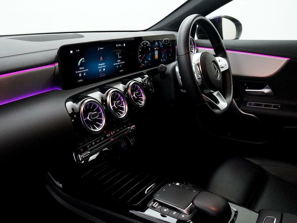 Mercedes-Benz CLA Class Cla 200 Amg Line Executive Black #3