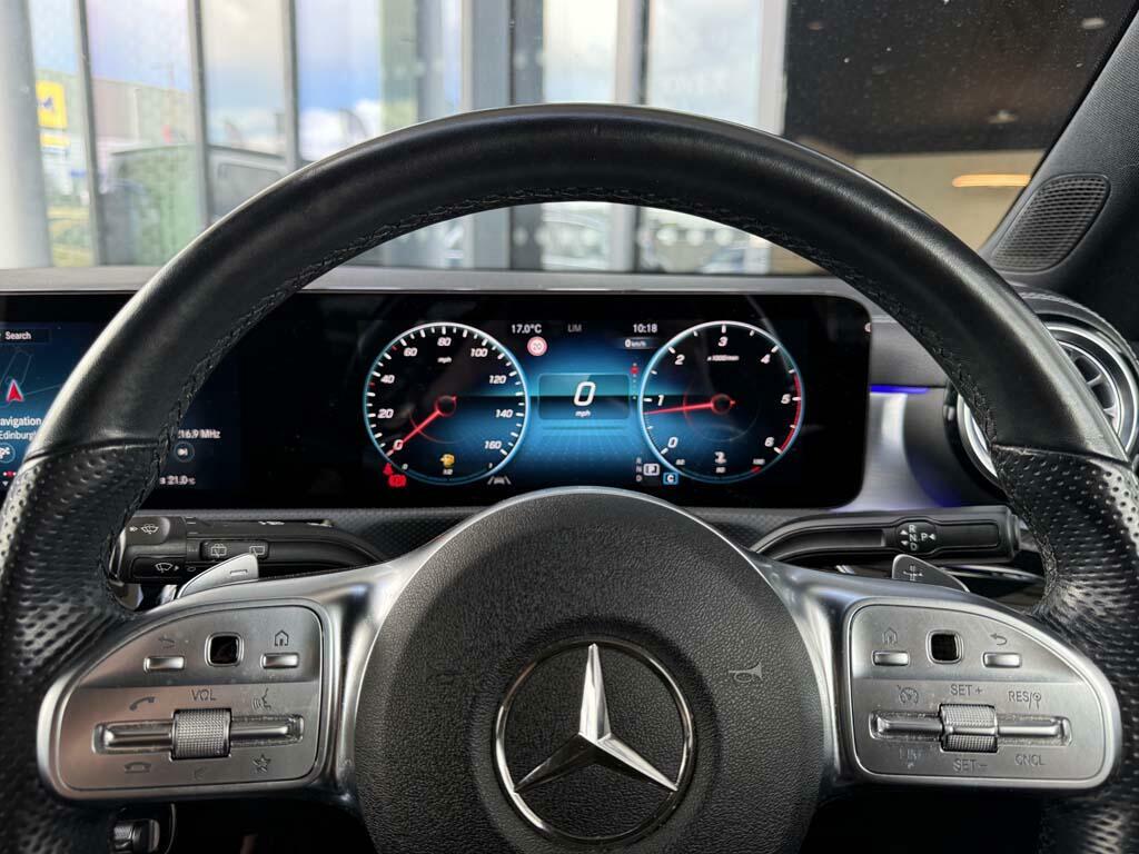 Mercedes-Benz CLA Class Cla 220 D Amg Line Premium Plus Black #4