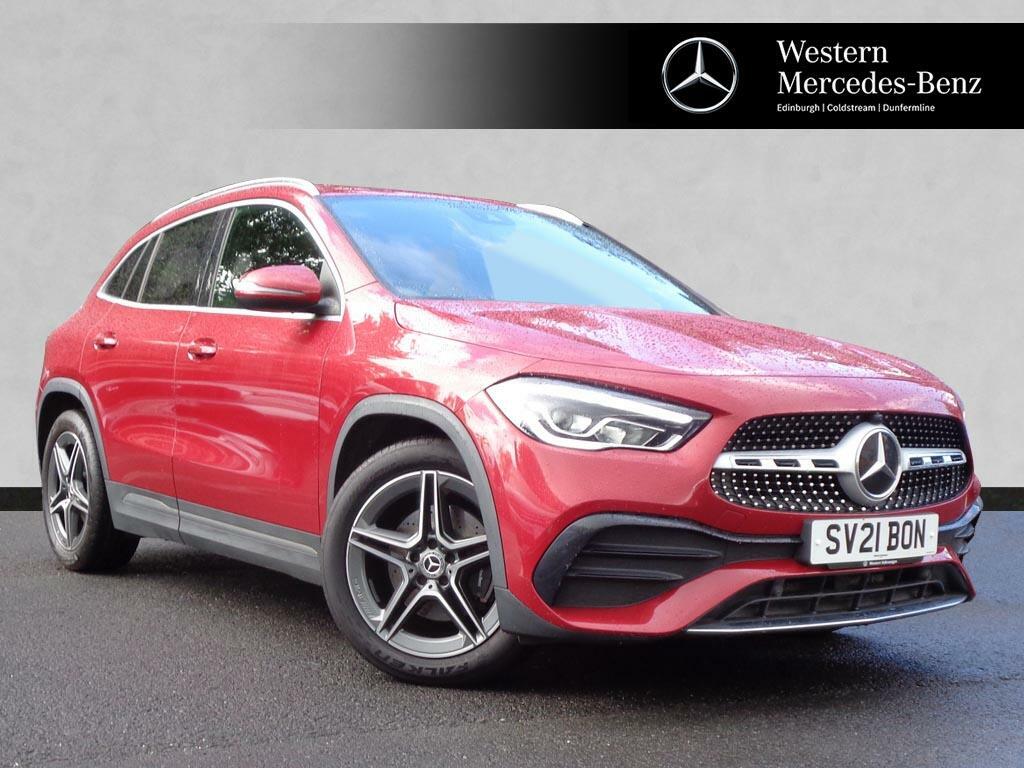 Mercedes-Benz GLA Class Gla 200 Amg Line Red