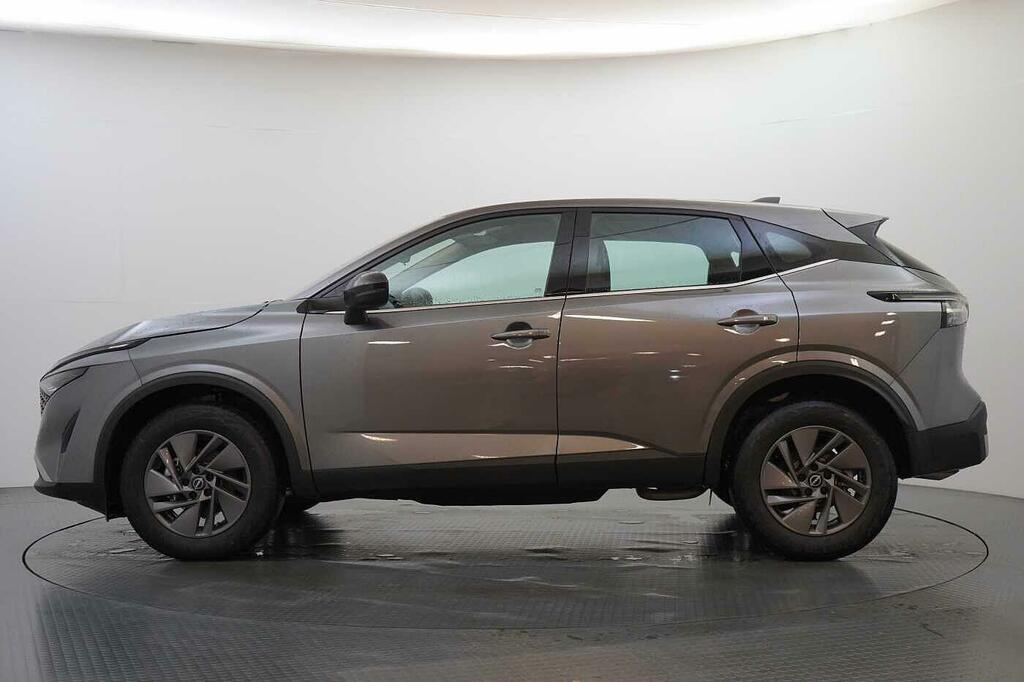 Nissan Qashqai 1.3 Dig-t Mh 140 Acenta Premium With Rear View Cam SN26XWA Grey #5