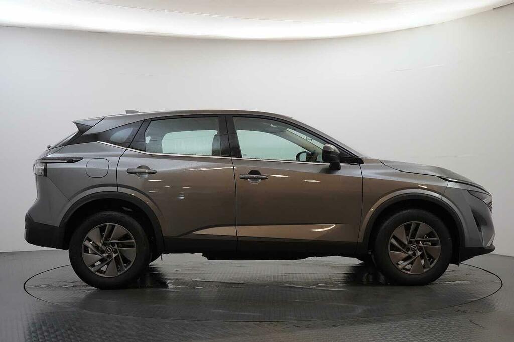 Nissan Qashqai 1.3 Dig-t Mh 140 Acenta Premium With Rear View Cam SN26XWA Grey #6