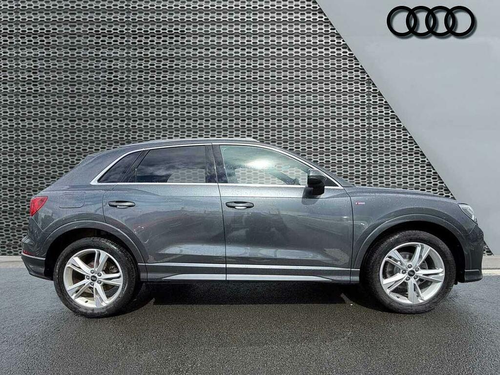 Audi Q3 O S Line 35 Tfsi 150 Ps 6-Speed SM23DCE Grey #4