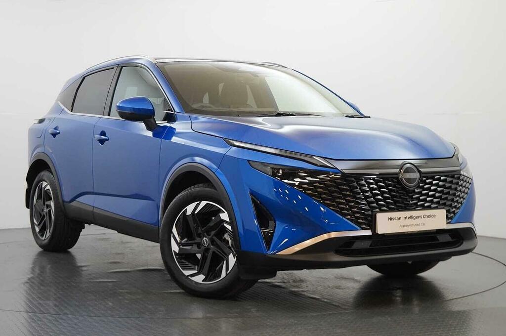 Nissan Qashqai 1.3 Dig-t Mh 158 N-connecta With Glass Roof Blue