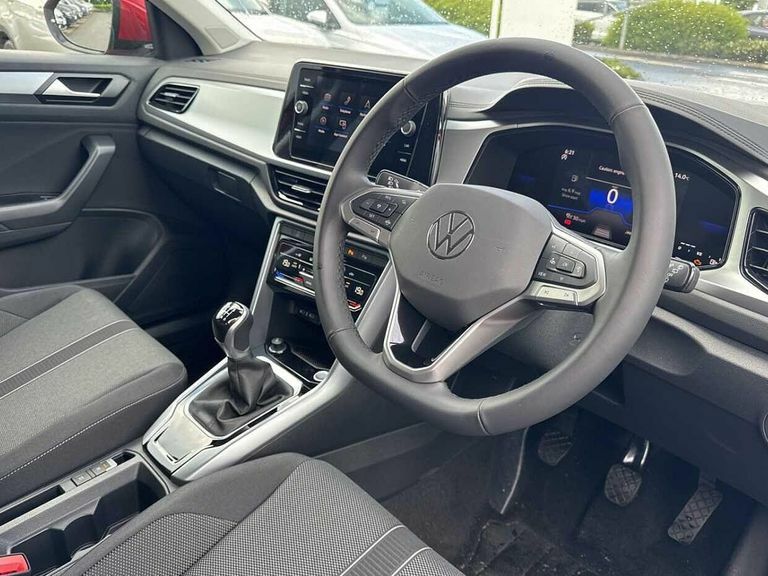 Volkswagen T-Roc 1.5 Tsi Match Red #6