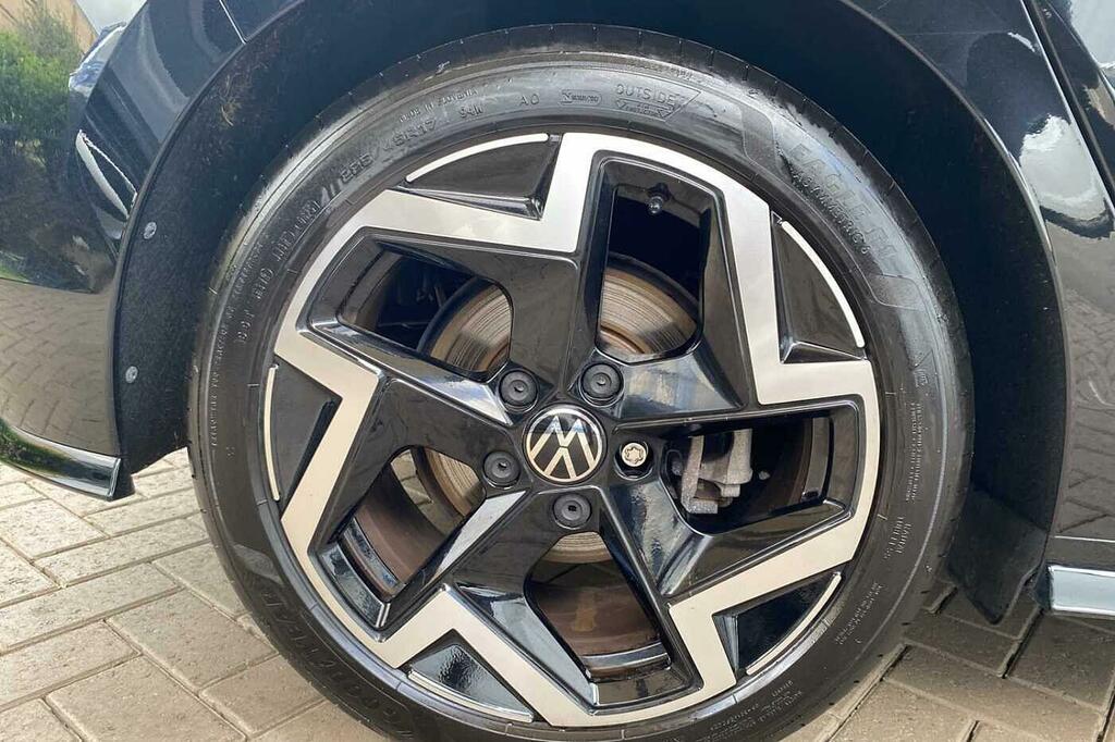 Volkswagen Golf 1.5 Etsi 150 R-line Dsg GL25FLB Black #5