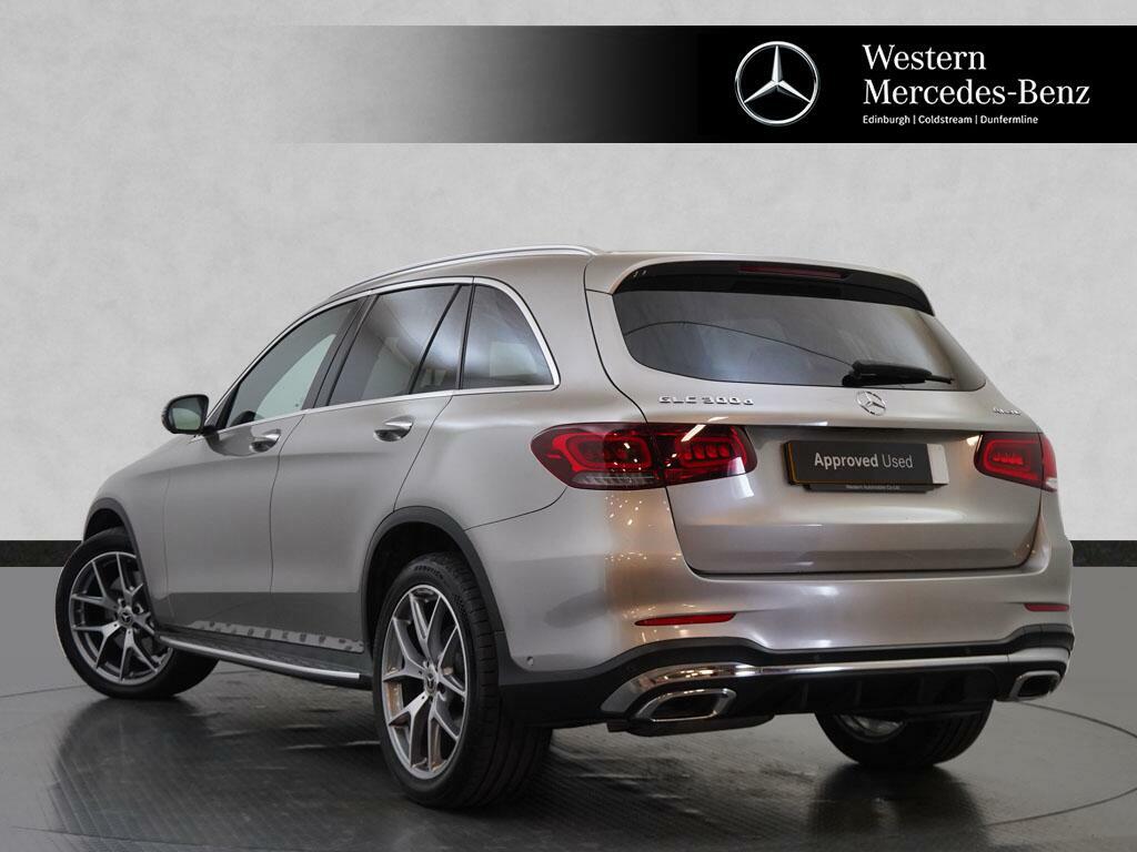 Mercedes-Benz GLC Class Glc 300 D 4Matic Amg Line Premium Plus Silver #2