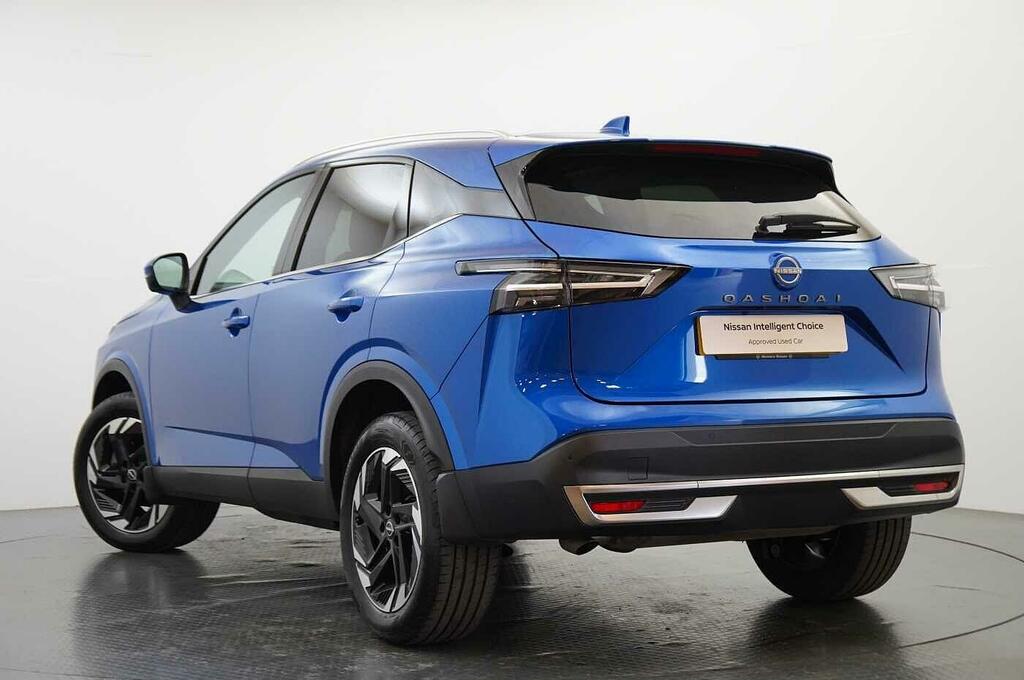 Nissan Qashqai 1.3 Dig-t Mh 140 N-connecta With Glass Roof Pack Blue #3