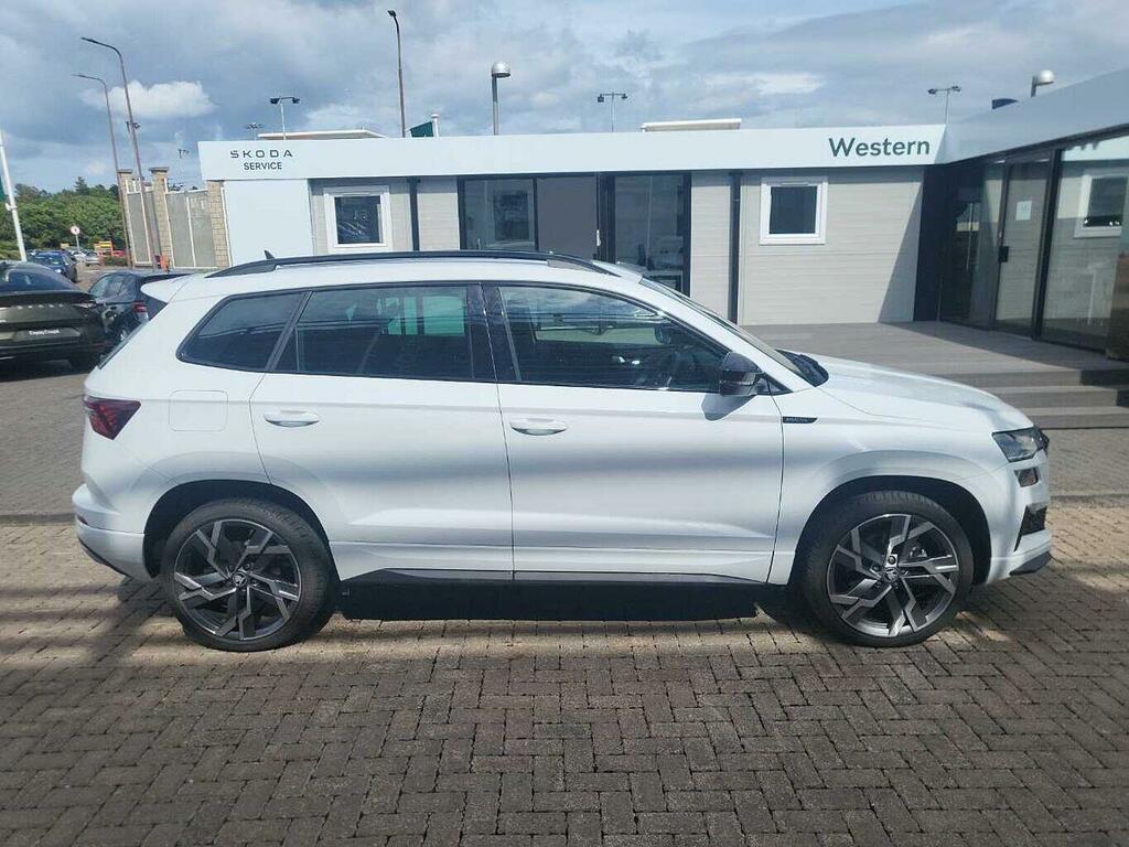Skoda Karoq 1.5 Tsi Sportline Edition Dsg Black #4