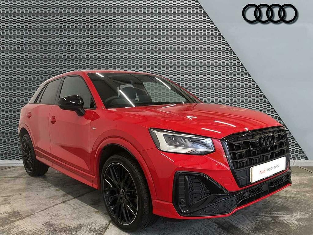 Audi Q2 Black Edition 35 Tfsi 150 Ps S Tronic Red