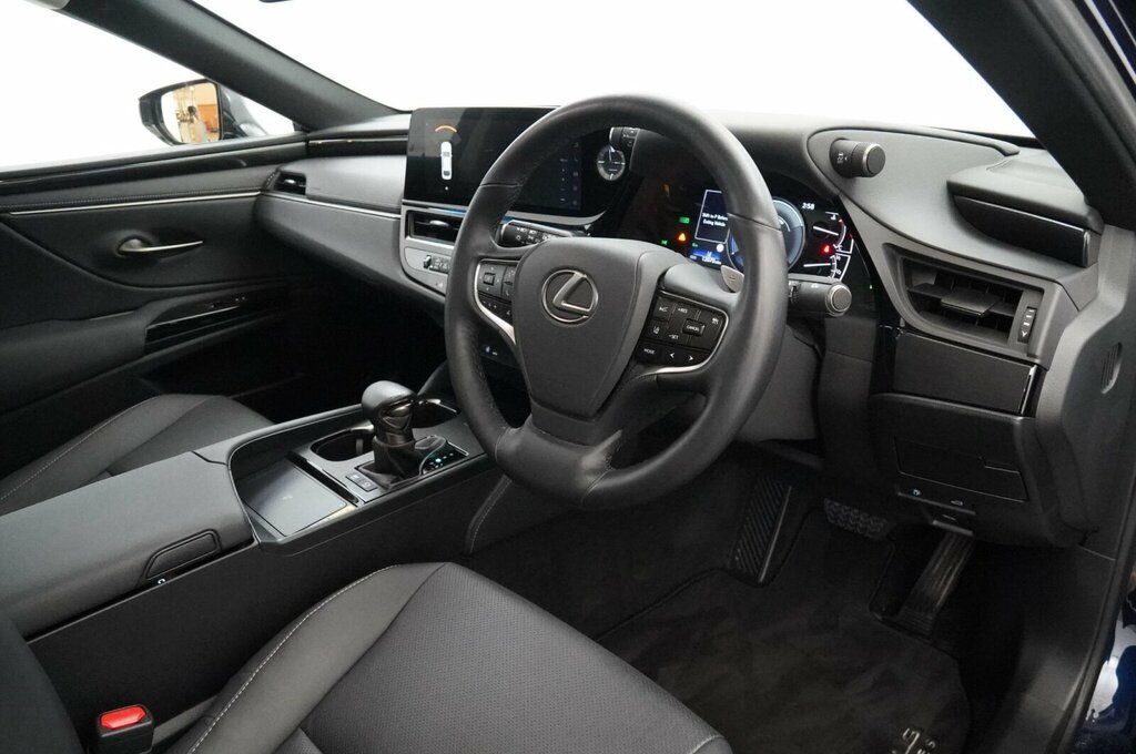 Lexus ES 300H Black #7