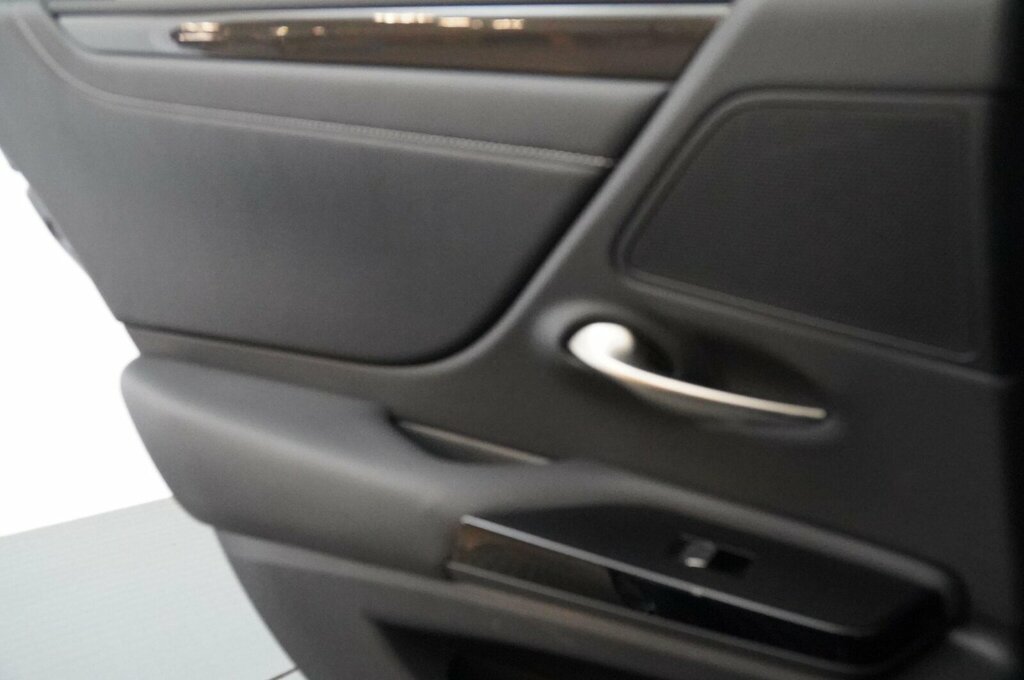 Lexus ES 300H Black #24