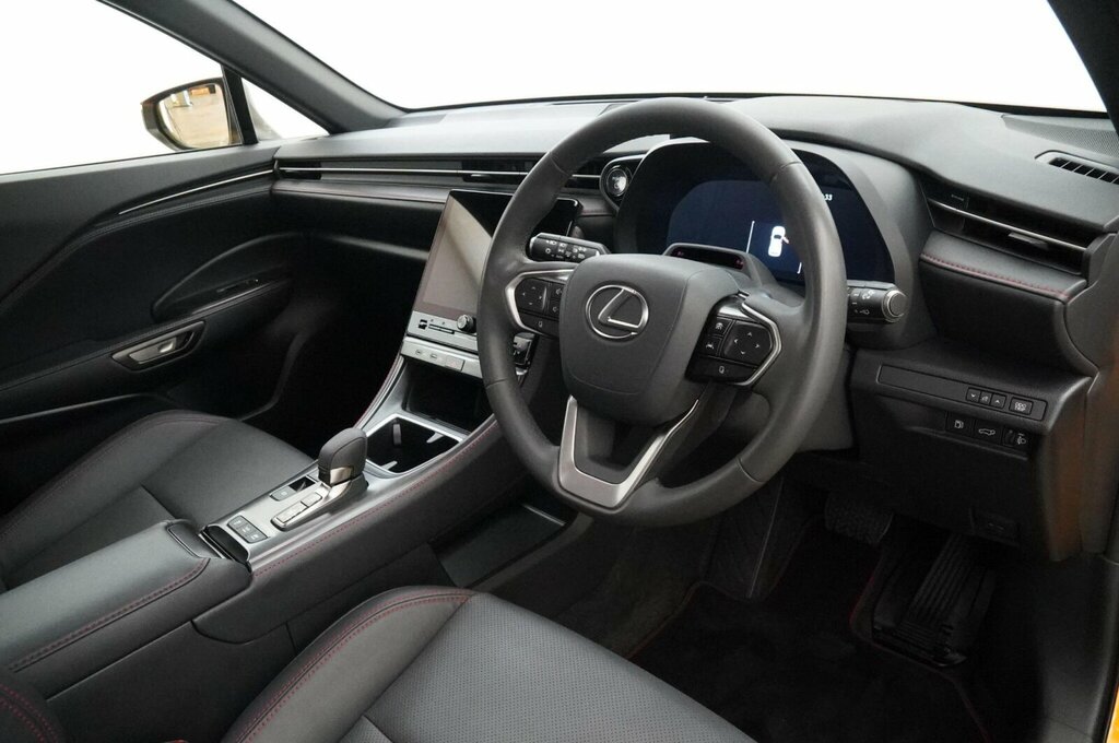Lexus LBX 1.5 Premium Plus Design E-cvt Grey #7