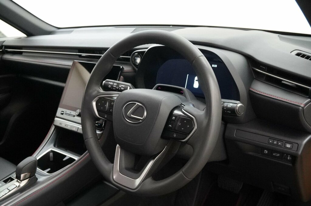 Lexus LBX 1.5 Premium Plus Design E-cvt Grey #32