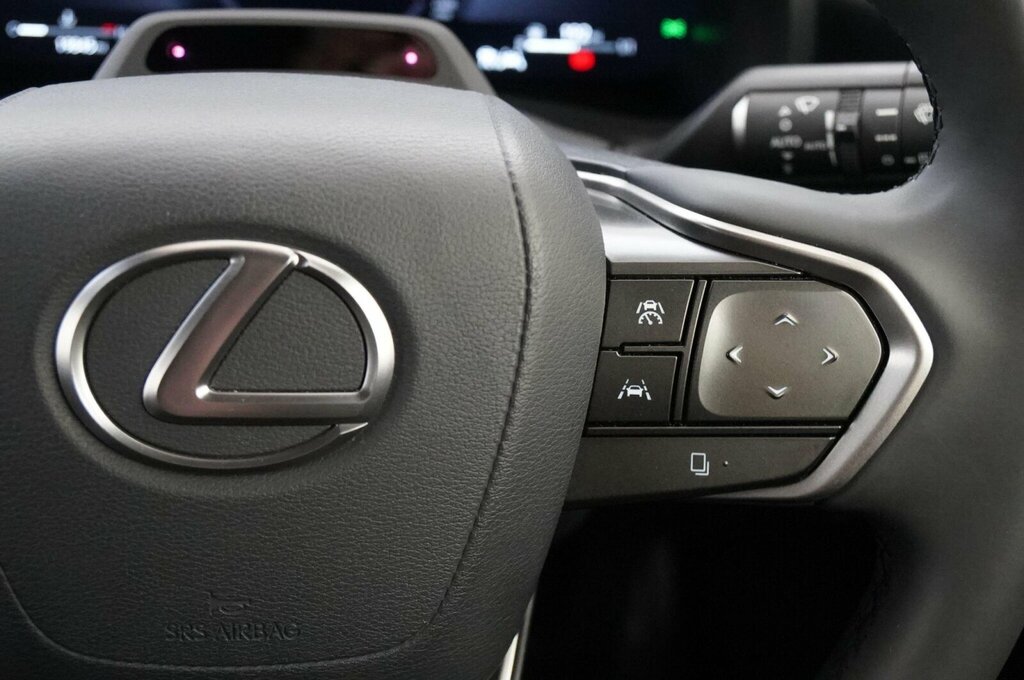 Lexus LBX 1.5 Premium Plus Design E-cvt Grey #18
