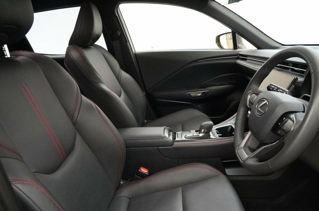 Lexus LBX 1.5 Premium Plus Design E-cvt Grey #13