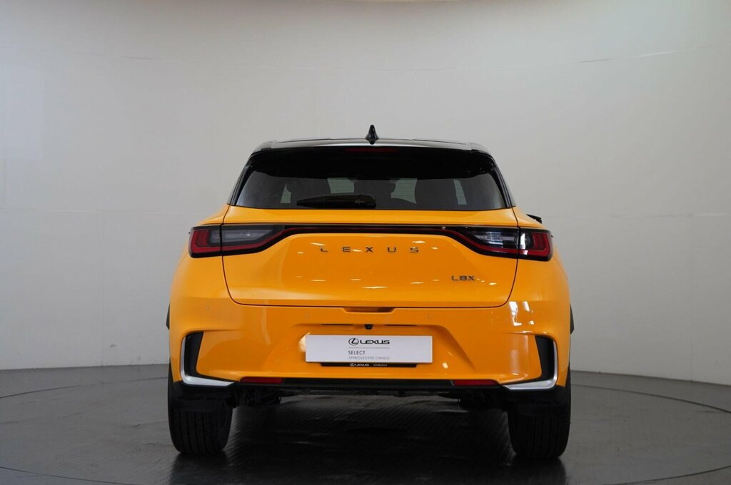 Lexus LBX 1.5 Vvt-ie Premium Plus E-cvt Euro 6 Ss Yellow #5