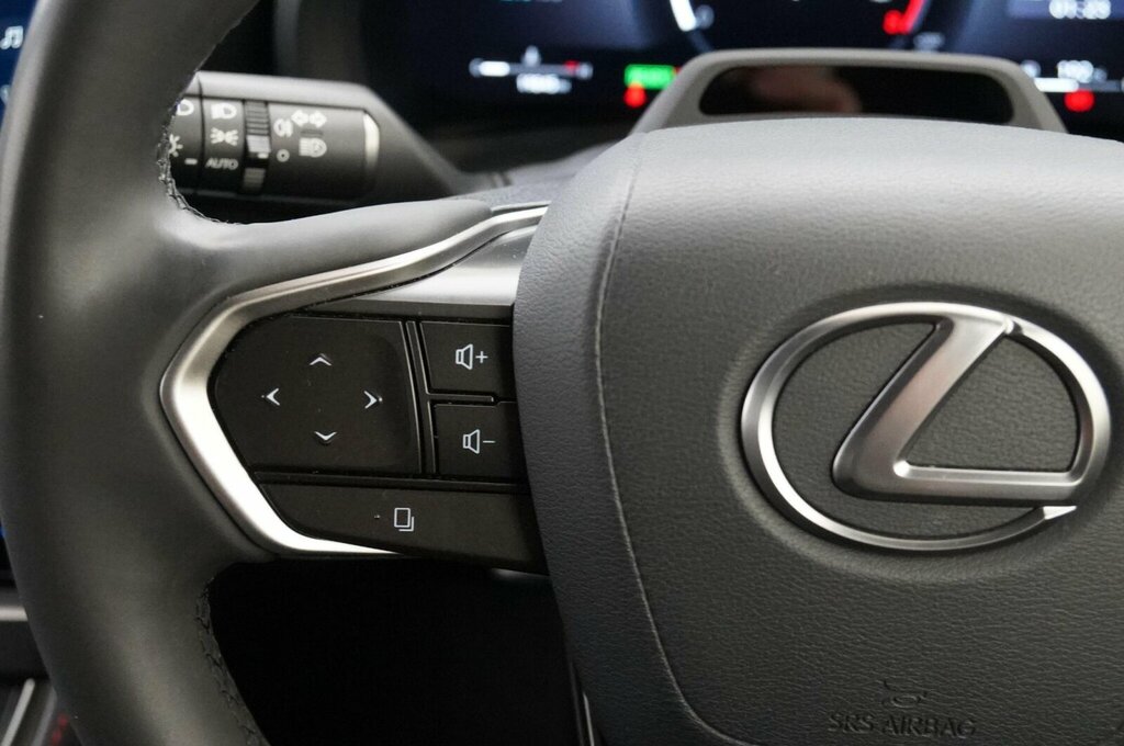 Lexus LBX 1.5 Premium Plus Design E-cvt Grey #17