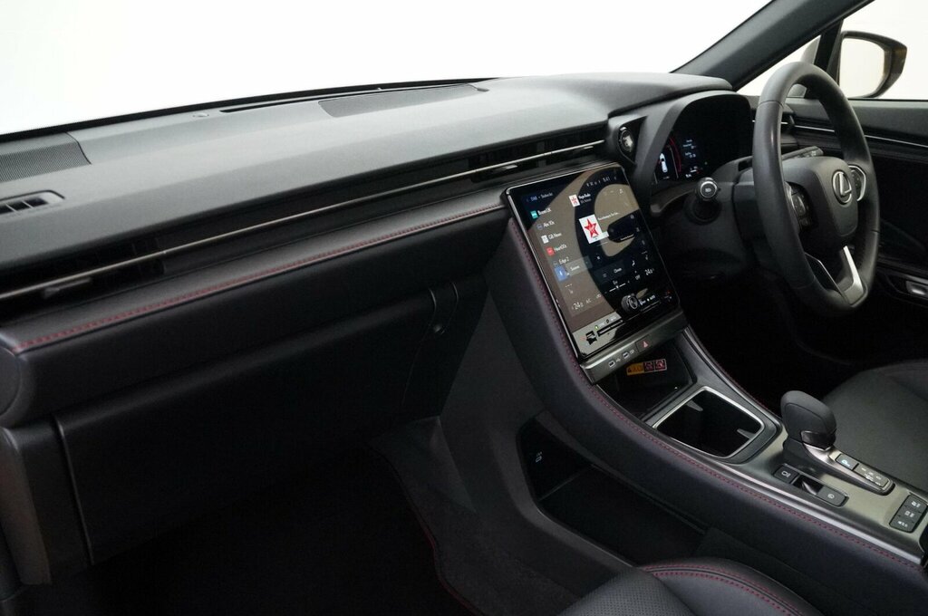 Lexus LBX 1.5 Premium Plus Design E-cvt Grey #12