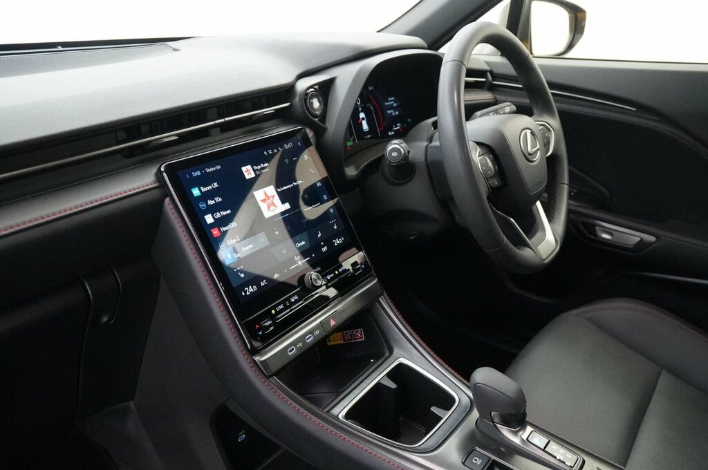 Lexus LBX 1.5 Premium Plus Design E-cvt Grey #11