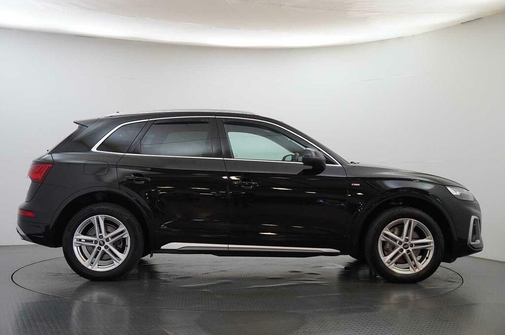 Audi Q5 40 2.0 Tdi 204 Quattro S Line S Tronic With Black #6