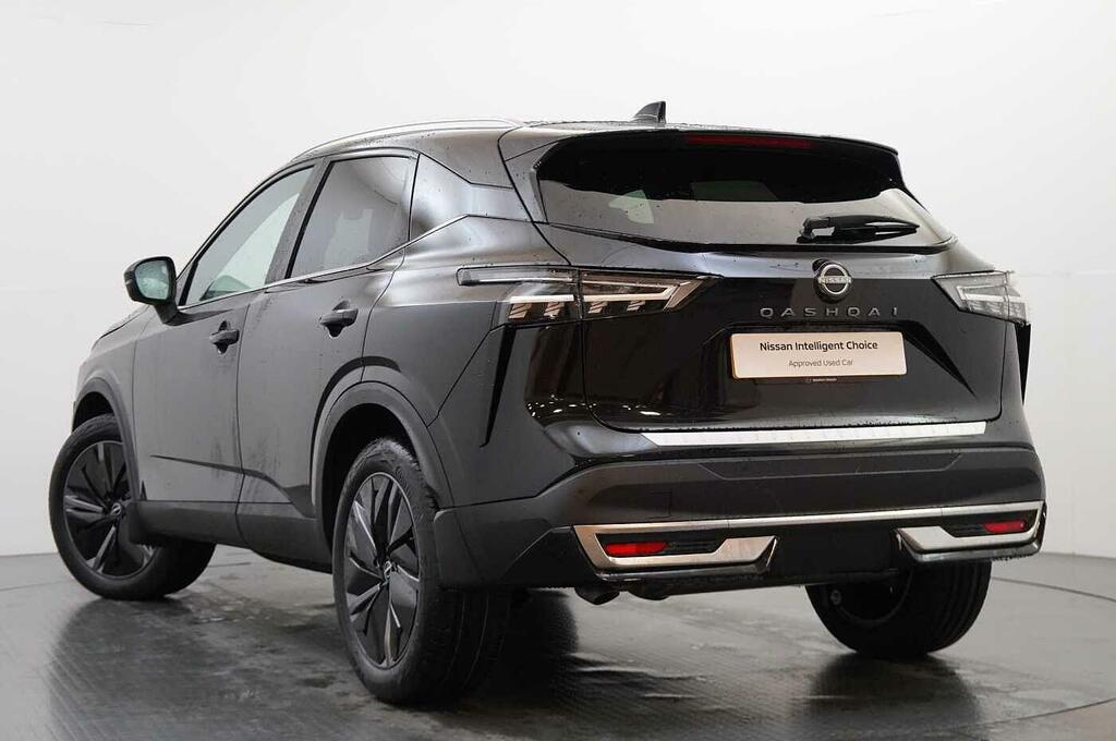Nissan Qashqai 1.3 Dig-t Mh 158 Tekna X-tronic With Glass Ro Black #3