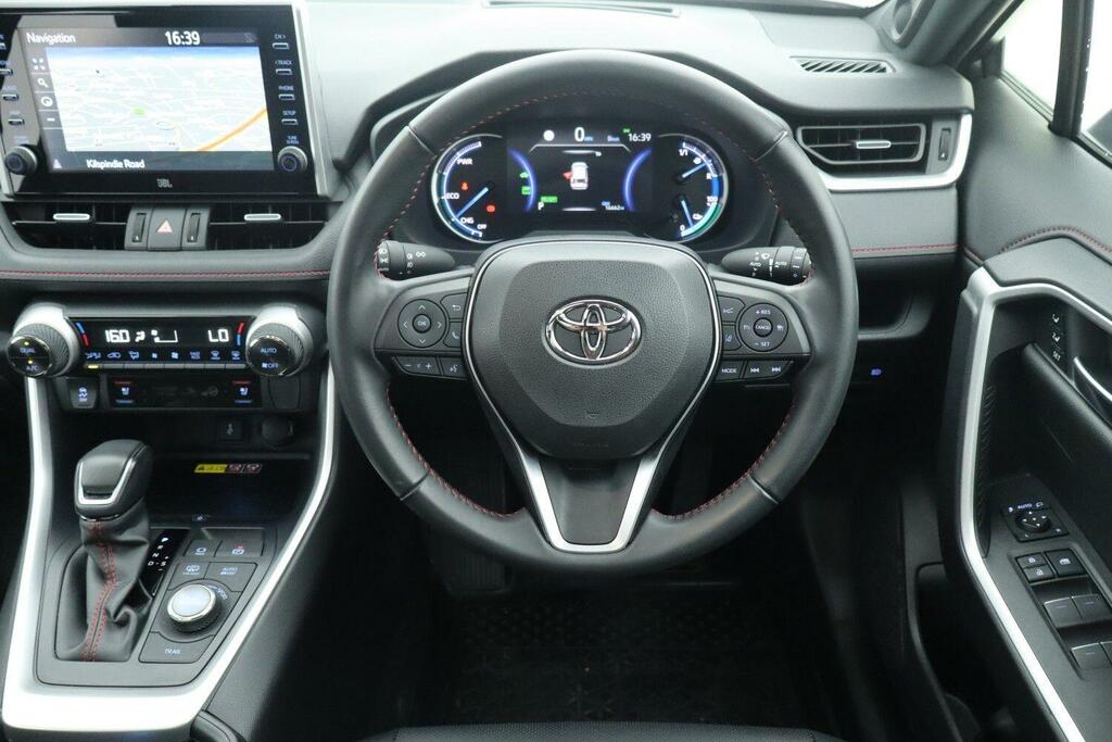 Toyota Rav 4 Dynamic White #7