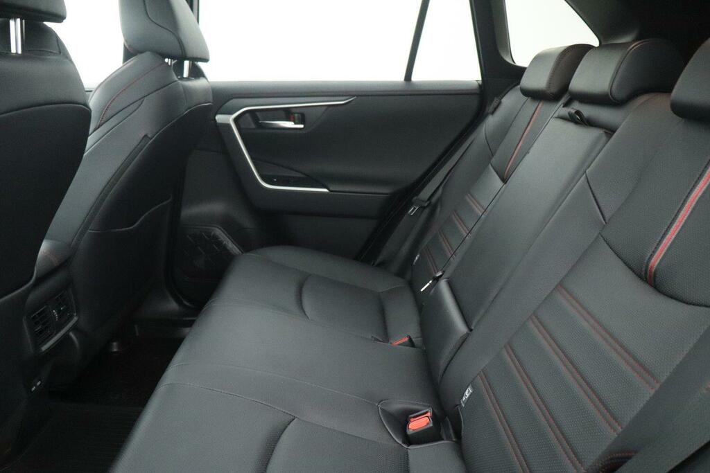 Toyota Rav 4 Dynamic White #15