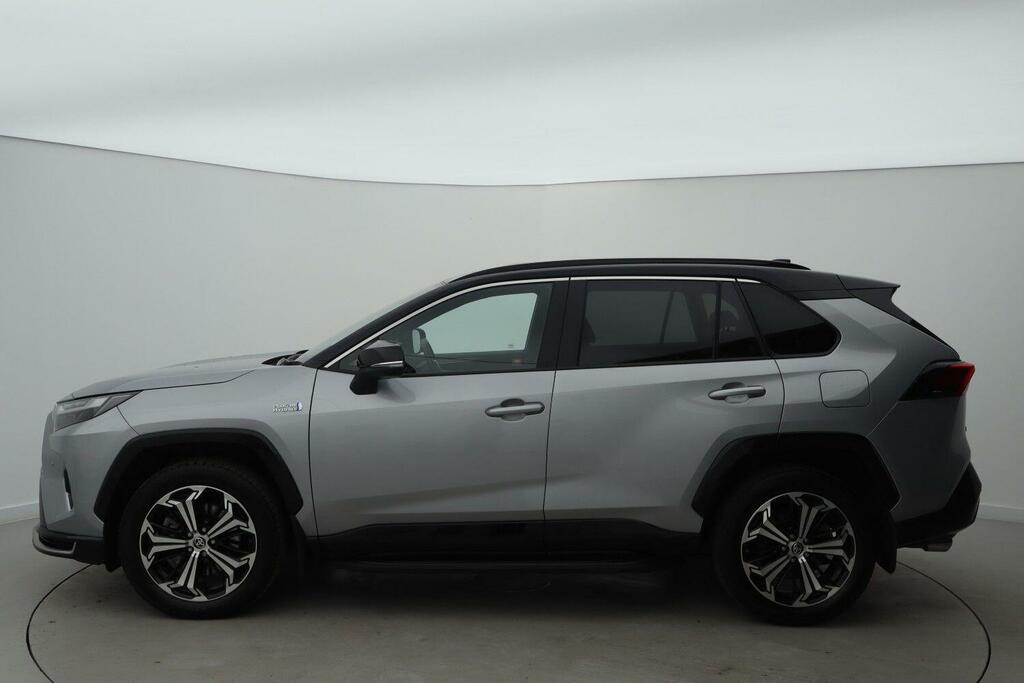 Toyota Rav 4 Dynamic White #27