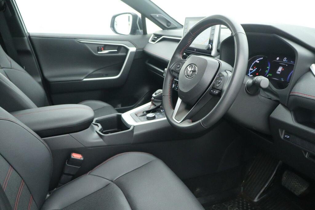 Toyota Rav 4 Dynamic White #12