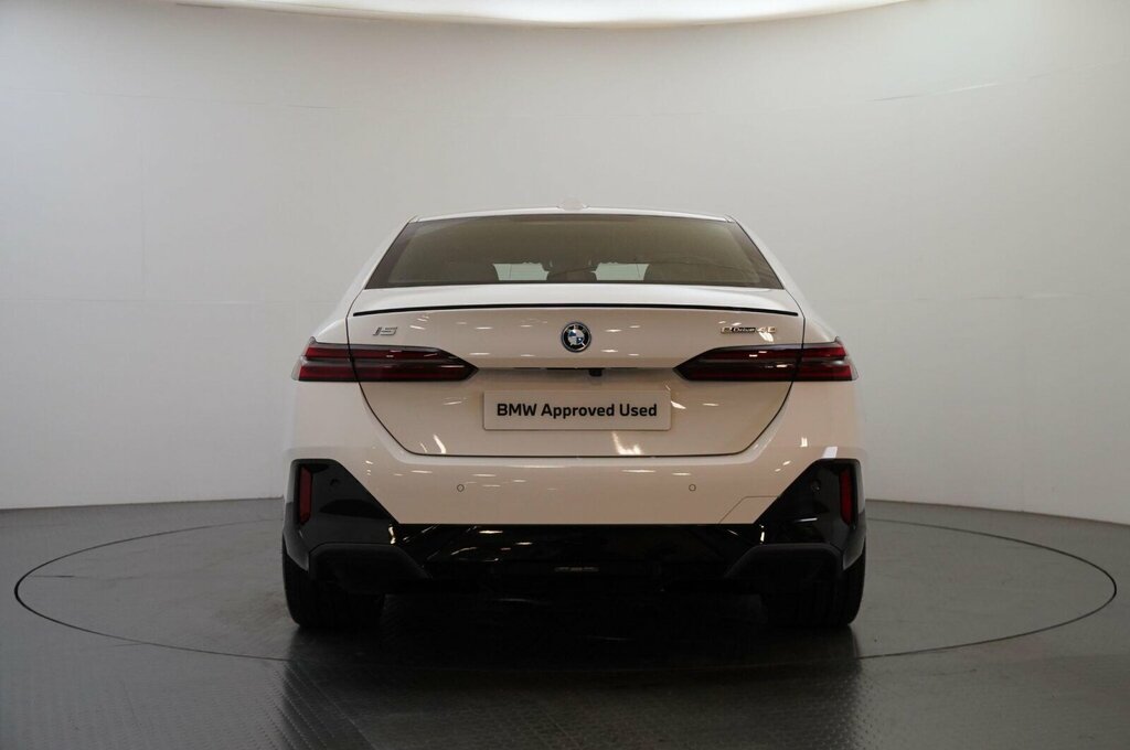 BMW i5 I5 Edrive40 M Sport Pro Saloon White #5