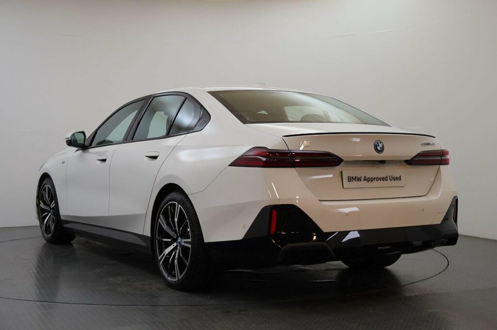 BMW i5 I5 Edrive40 M Sport Pro Saloon White #3