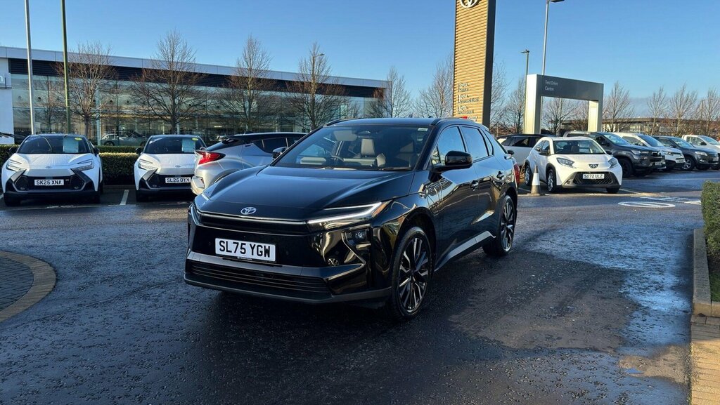 Toyota bZ4X 165Kw Excel 73Kwh Black #3