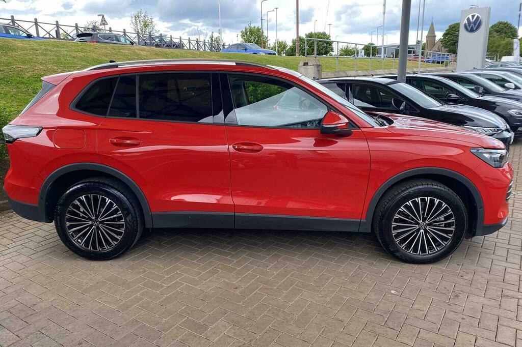 Volkswagen Tiguan 1.5 Tsi Ehybrid Match Dsg DE75GOP Red #4