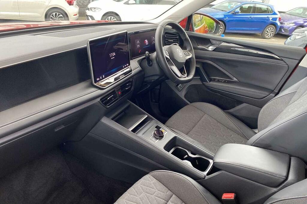 Volkswagen Tiguan 1.5 Tsi Ehybrid Match Dsg DE75GOP Red #2