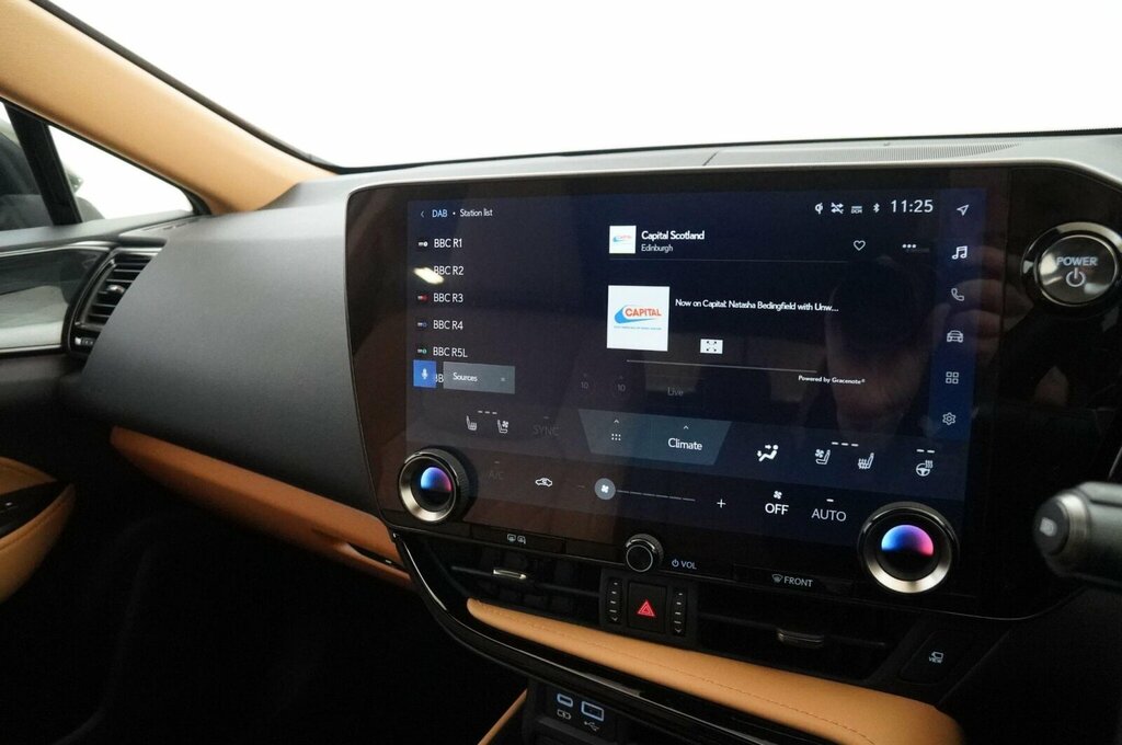 Lexus NX 450H 2.5 E-cvt Premium Pack Blue #28