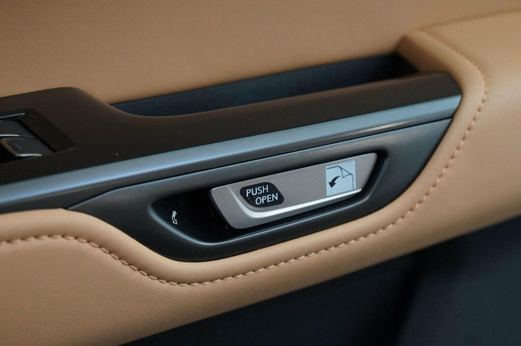 Lexus NX 450H 2.5 E-cvt Premium Pack Blue #23