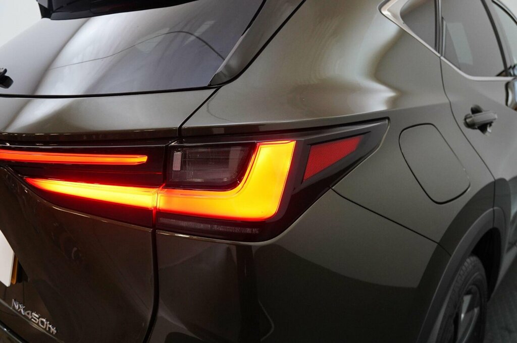 Lexus NX 450H 2.5 E-cvt Premium Pack Blue #36