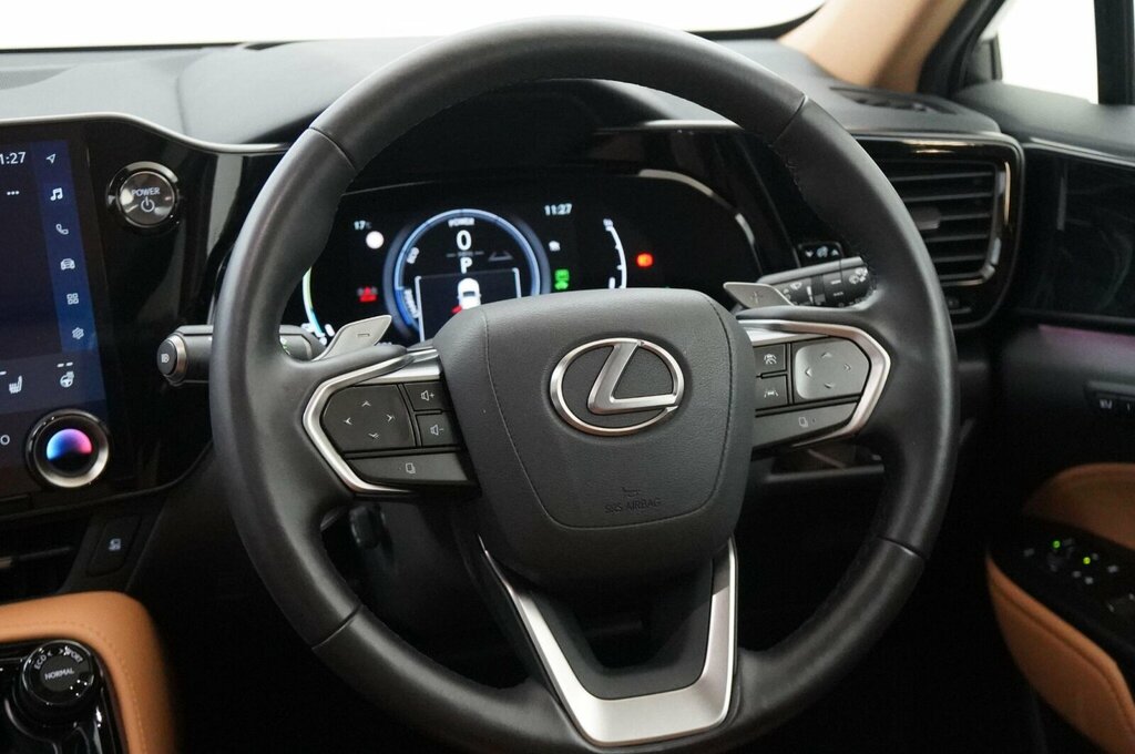 Lexus NX 450H 2.5 E-cvt Premium Pack Blue #32