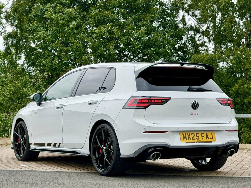 Volkswagen Golf 2.0 Tsi 300 Gti Clubsport Dsg MX25FAJ White #3