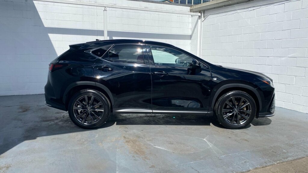 Lexus NX 350H 2.5 E-cvt Green #23
