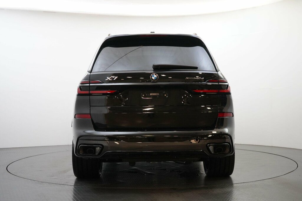 BMW i7 X7 Xdrive40d M Sport Black #5