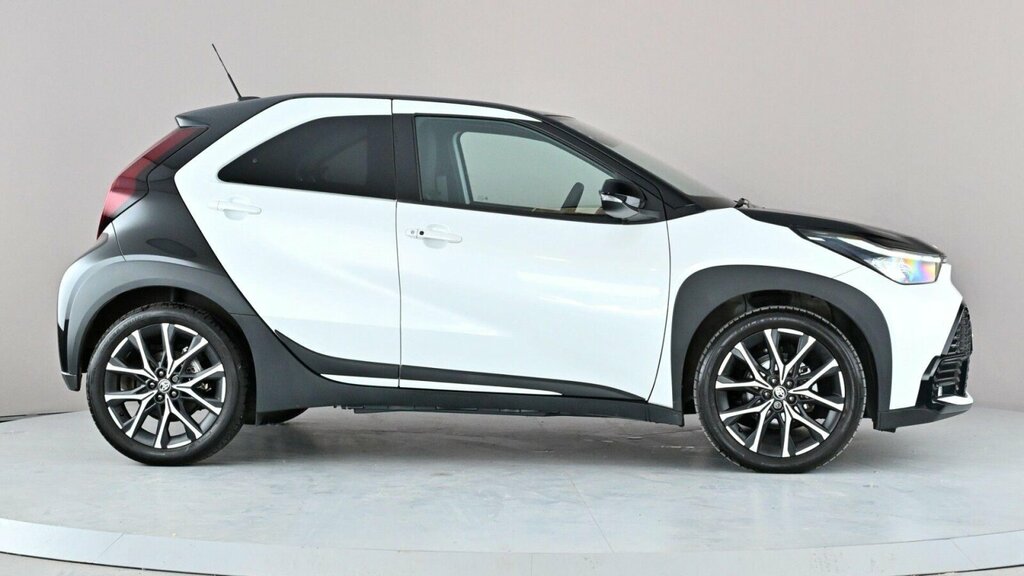 Toyota Aygo X 1.5H Gr Sport Cvt Euro 6 Ss SL75EVC White #6