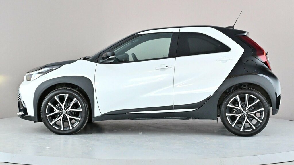 Toyota Aygo X 1.5H Gr Sport Cvt Euro 6 Ss SL75EVC White #4