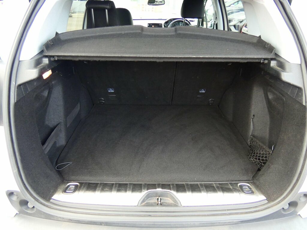 Peugeot 2008 1.2 Puretech Active Grey #44