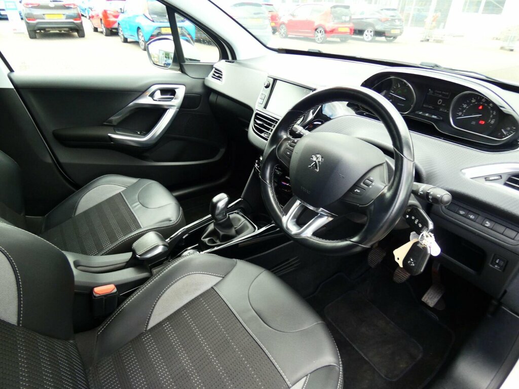 Peugeot 2008 1.6 Bluehdi Allure Euro 6 Ss White #3