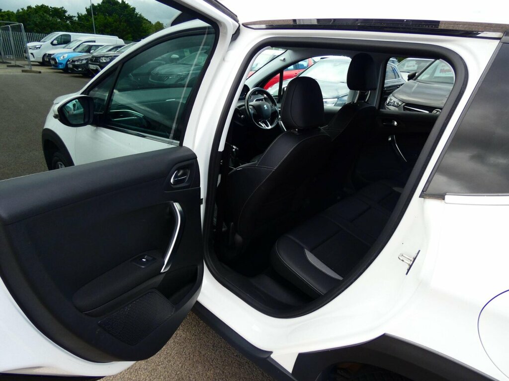 Peugeot 2008 1.2 Puretech Active Grey #34